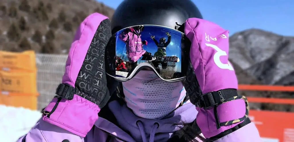 best snowboarding gloves