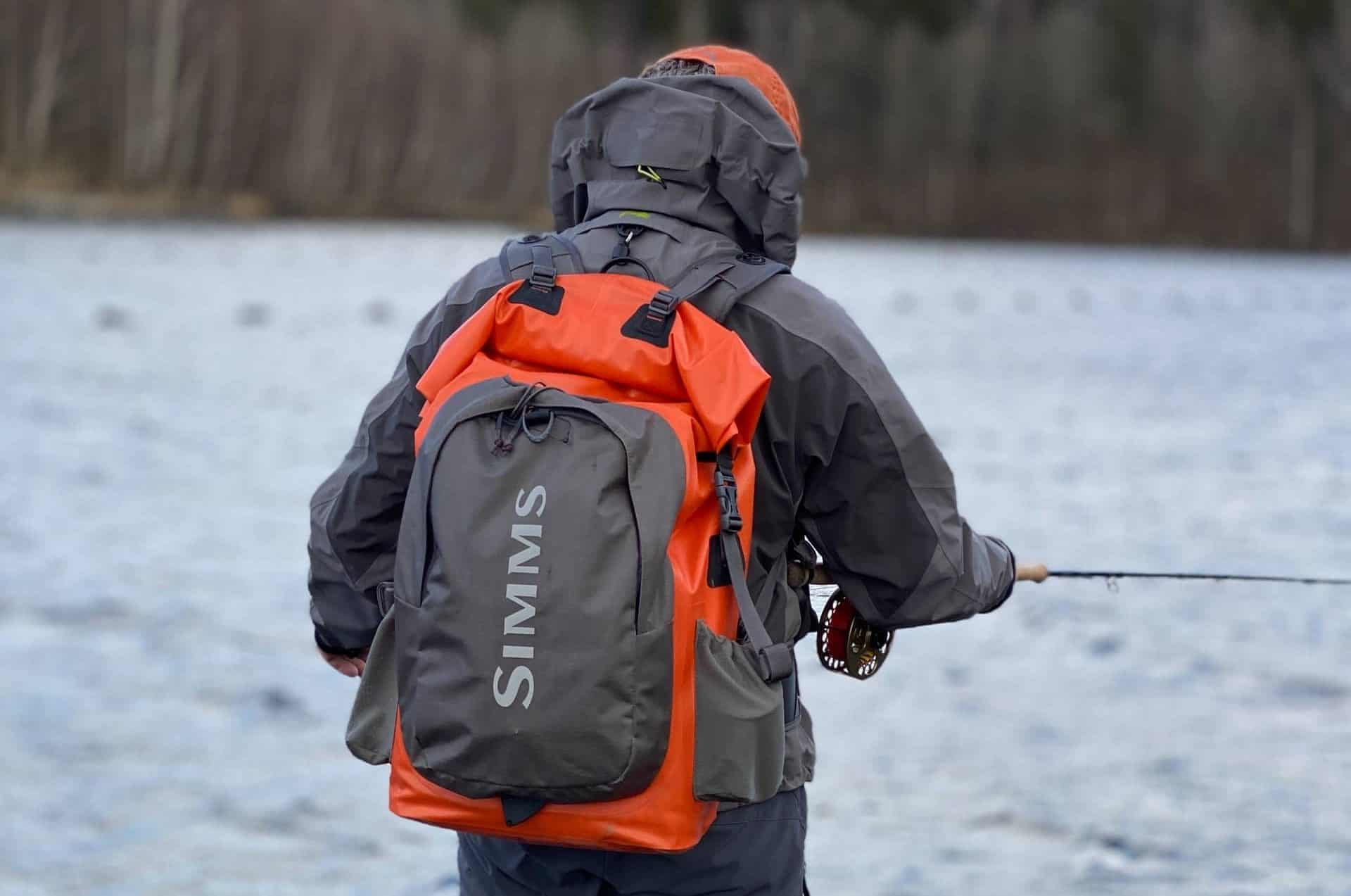 backpack for fishing 