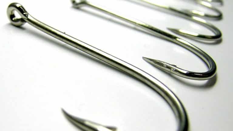 Types Of Fishing Hooks: 3 Options, Their Use & Sizes